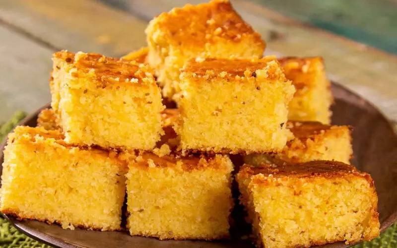 Bolo de Fubá fácil e rápido