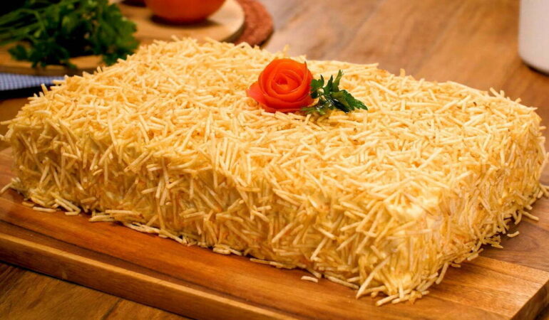Bolo salgado de pão de forma