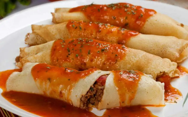 Receitas de panquecas de carne moída fáceis