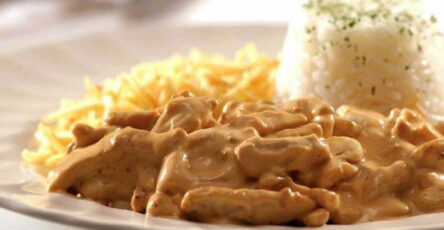 Receita de Strogonoff de carne fácil