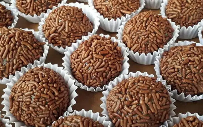 Receita de Brigadeiro Fácil e Rápido de Fazer