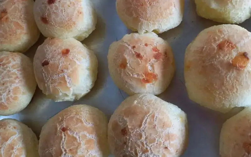 Receita de Pão de Queijo Fácil de Fazer com 3 ingredientes