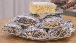 Bolo Gelado de Coco Molhadinho (Toalha Felpuda) 3 Bolo Gelado de Coco