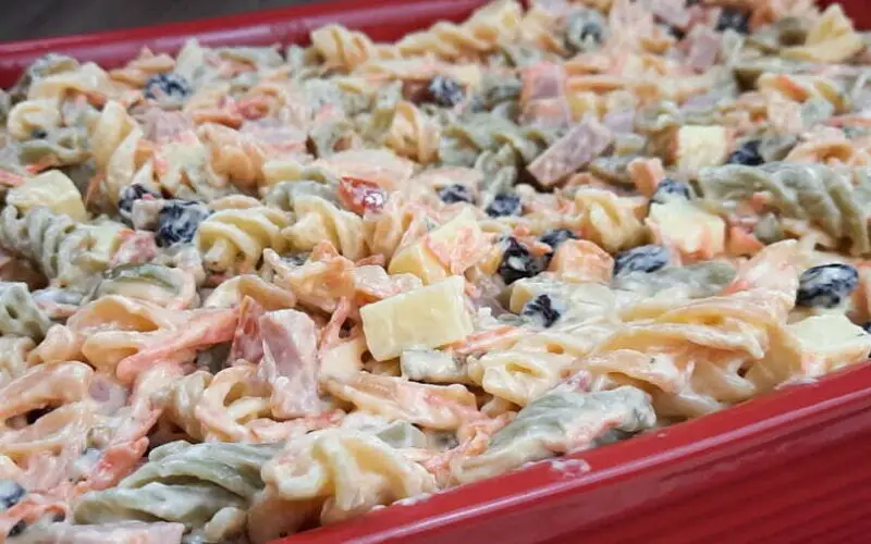 Receita de Salada de Macarrão com Atum e Maionese