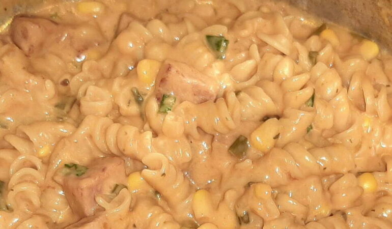 Macarrão na panela de pressão