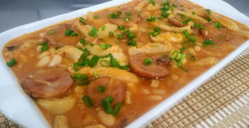 Dobradinha com Feijão Branco e Linguiça