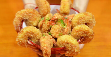 Camarão empanado frito bem crocante