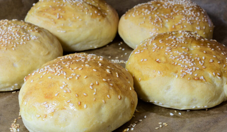Pão de hambúrguer caseiro