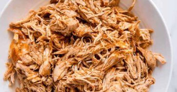 Frango desfiado na panela de pressão