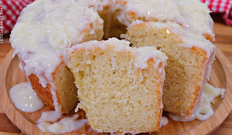 Bolo de Coco de Liquidificador