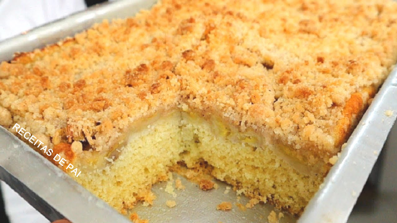 Cuca de Banana Fácil (com farofa doce por cima) 1 Cuca de Banana