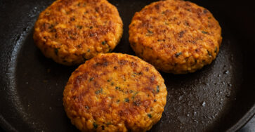 Hamburguer vegano de grão-de-bico