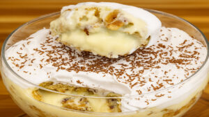 Pavetone (Pavê de chocotone ou panetone)