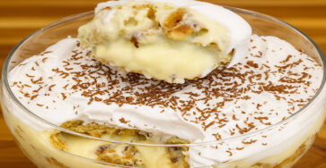 Pavetone (Pavê de chocotone ou panetone)