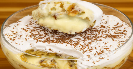 Pavetone (Pavê de chocotone ou panetone)