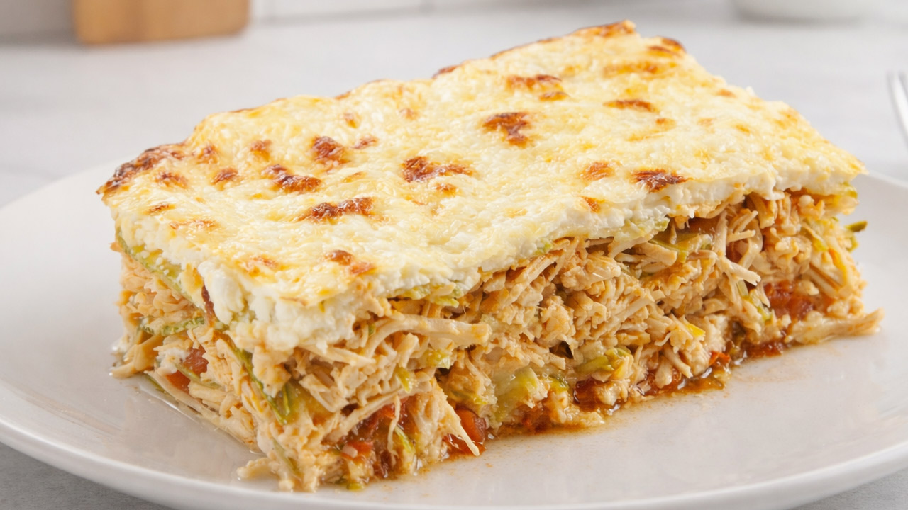 Lasanha de frango cremosa com requeijão